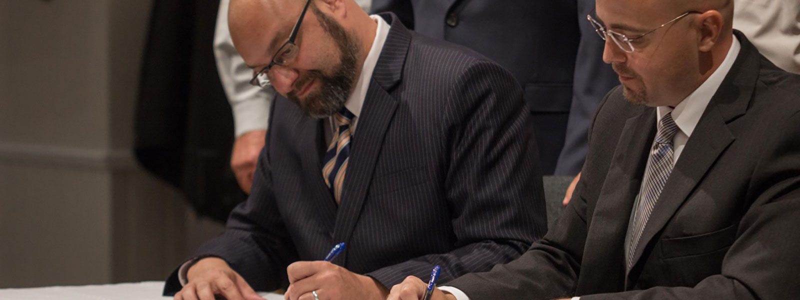 dr. caner signs contract for the cleveland worship center