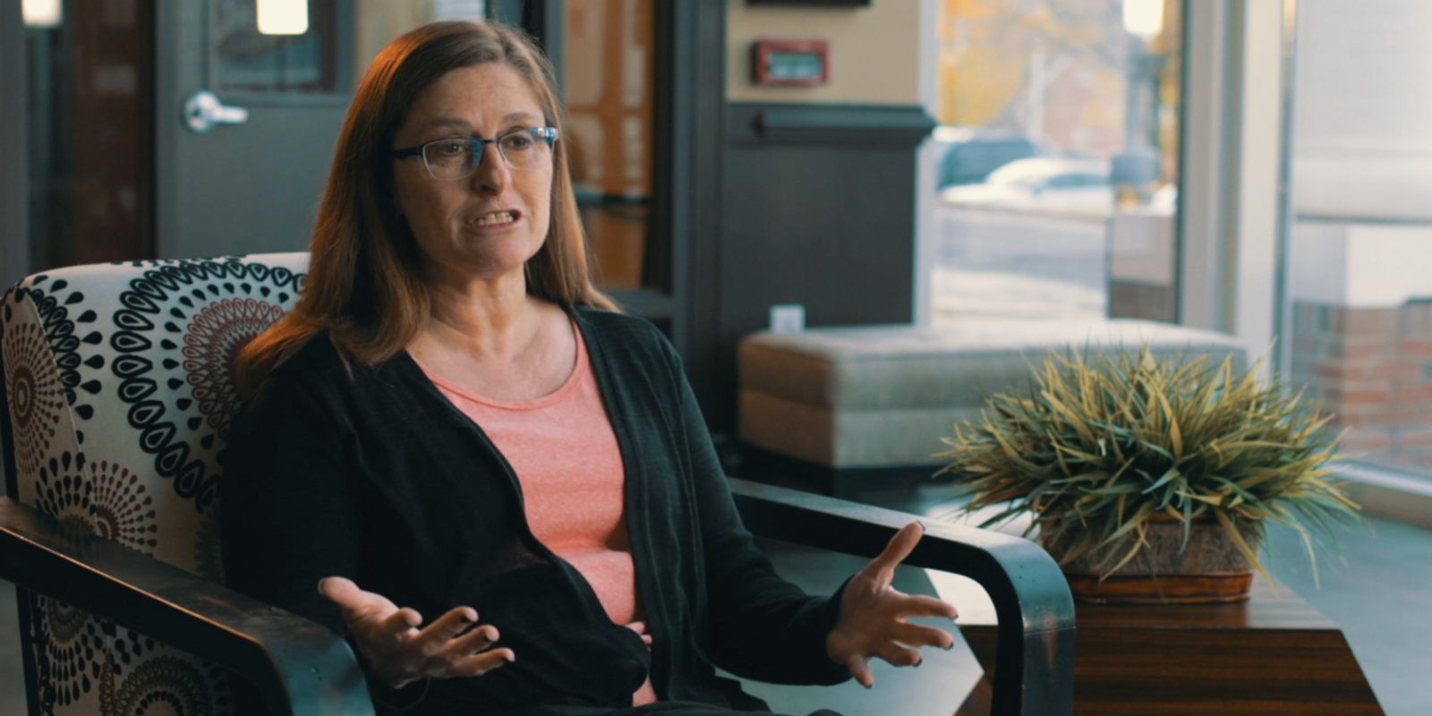 Dr. Julie Lutz