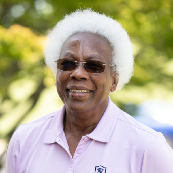 Image of staff member of Gloria Sutton