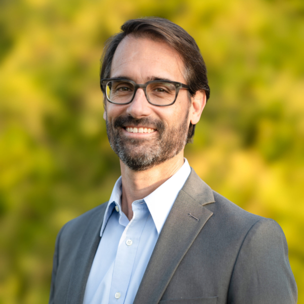 Image of staff member of Gary Bennett